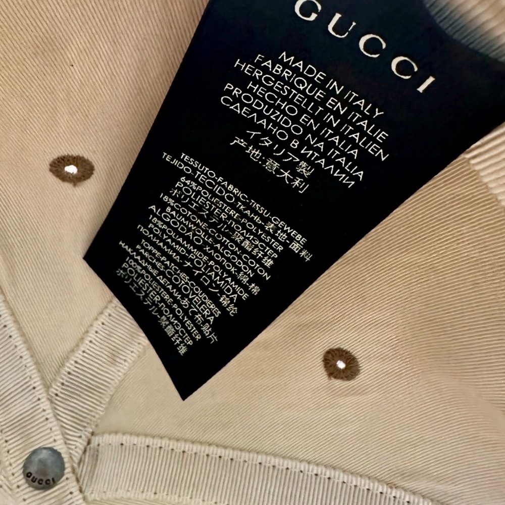 Gucci Beige Monogram Baseball Cap with White Embroidered Logo - Picture 2 of 2